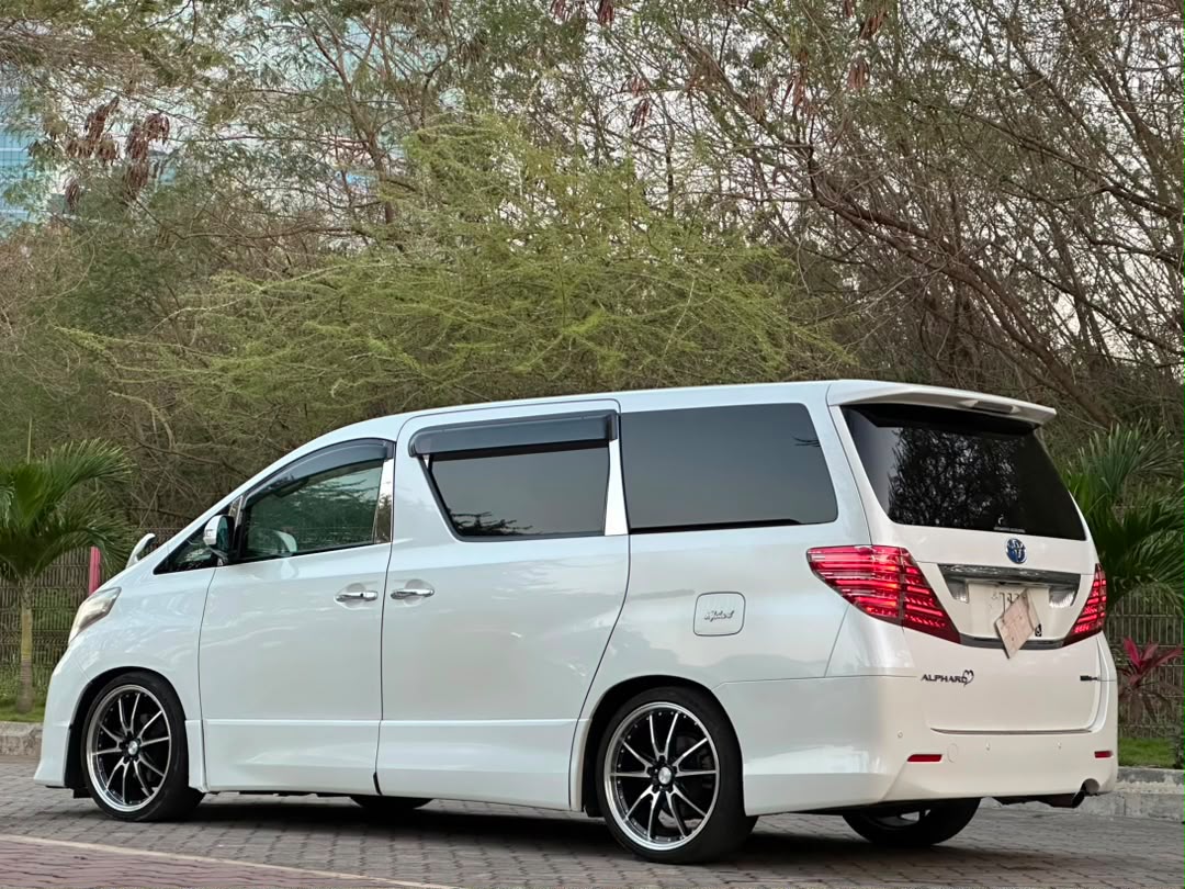 TOYOTA ALPHARD thumbnail 11